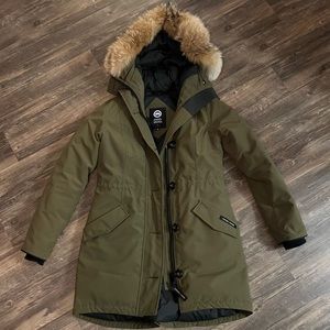 Canada goose womens jacket